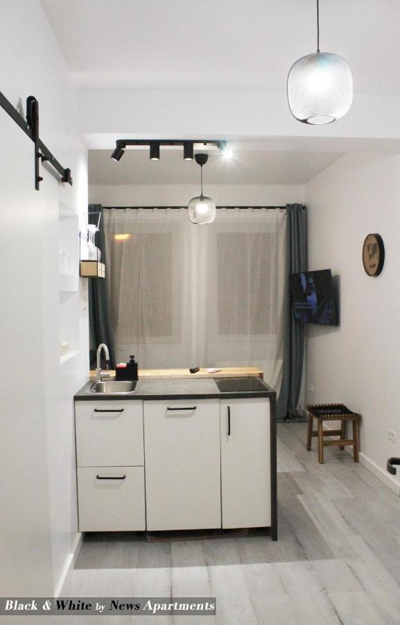 Black & White - News Apartment บูคาเรสต์ ภายนอก รูปภาพ